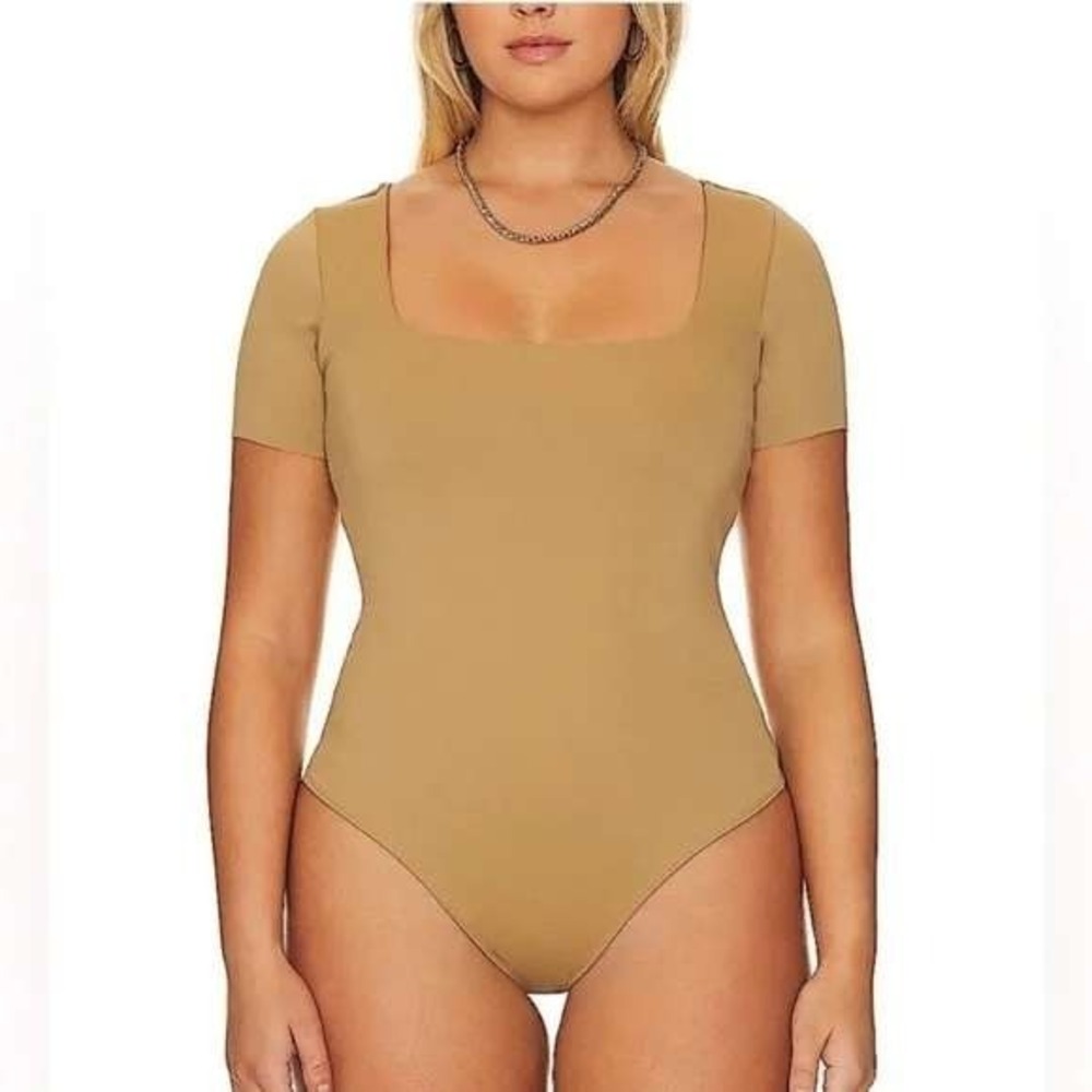 Good American Sculpting Tee Bodysuit Women 8/5X Tan Minimalist‎ Classic Bodycon